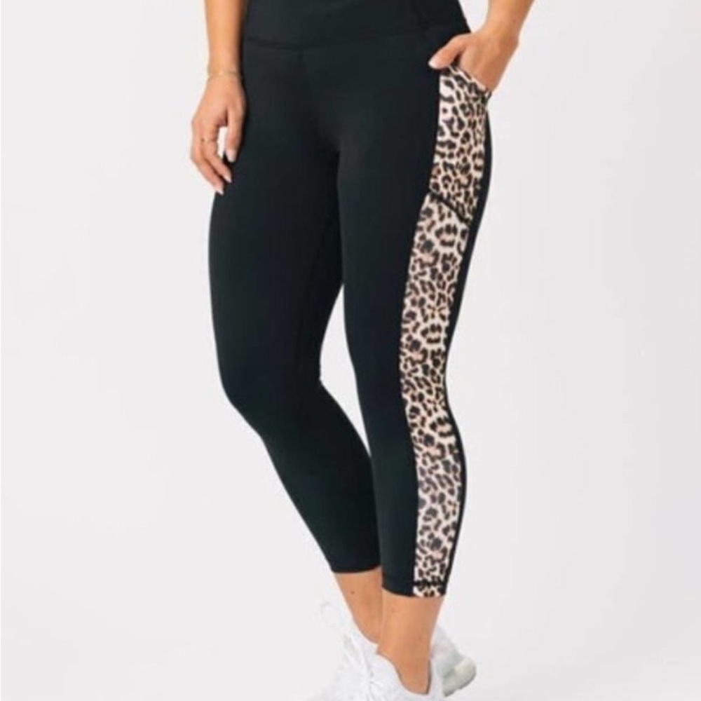 Black Leggings with Leopard Print Side Panel